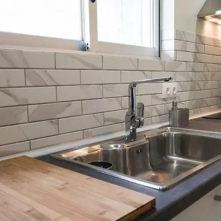 Comfy Of 104 M² Near Metro! Apartment *
