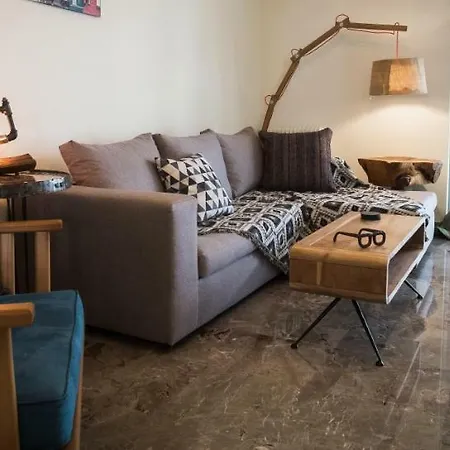 Comfy Of 104 M² Near Metro! Athens