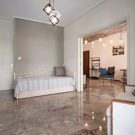 Comfy Of 104 M² Near Metro! Athens