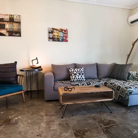 Comfy Of 104 M² Near Metro! Apartment